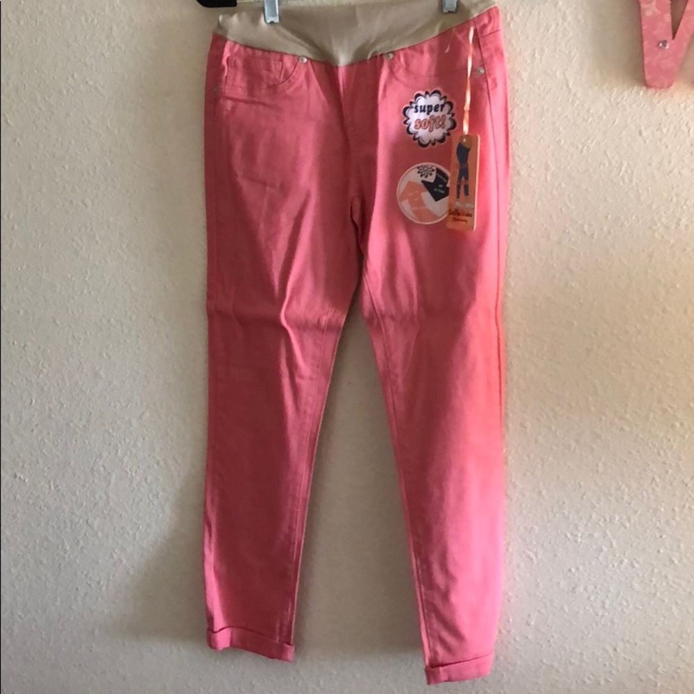 Maternity pink stretch cropped jeans